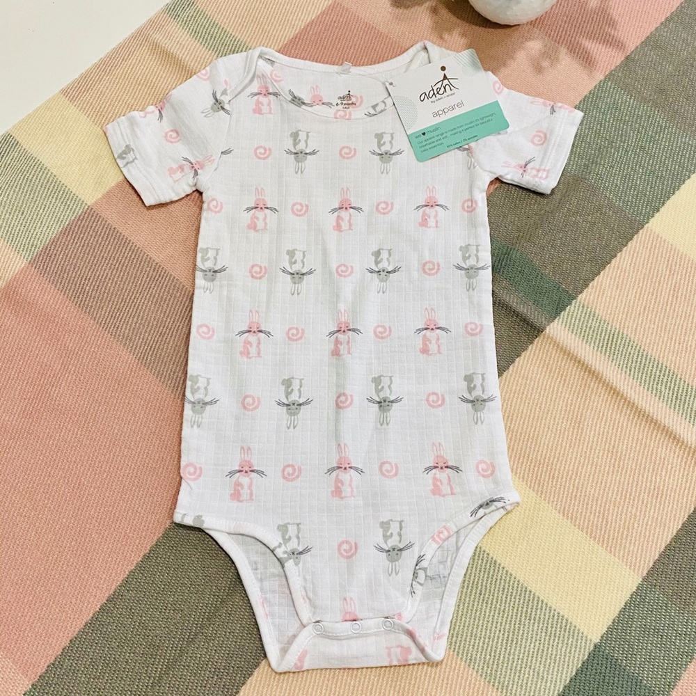 🎉HP🎉🐰NWT Aden + Anais Bunny Print Bodysuit - Picture 2 of 4